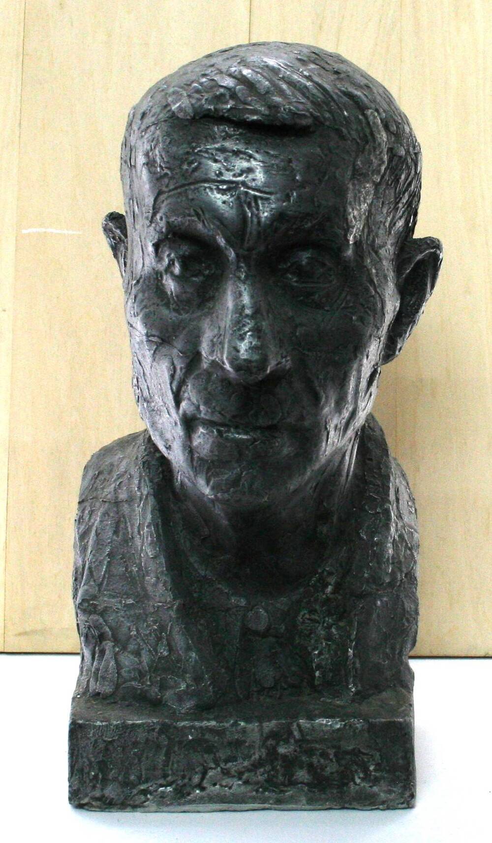 Скульптура Ветеран Великой Отечественной войны Н.А. Михеев