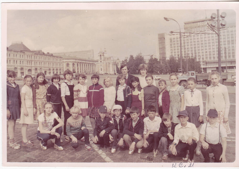 Фото «Сводная группа учащихся Нехаевской школы, г.Москва»