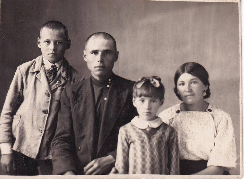 Родители петра натарова кто они фото