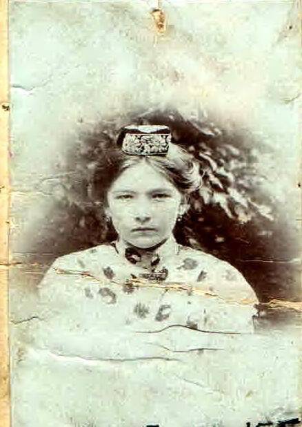 Фотография с изображением ученицы медресе Буби -  Фахрутдиновой Зайнап.