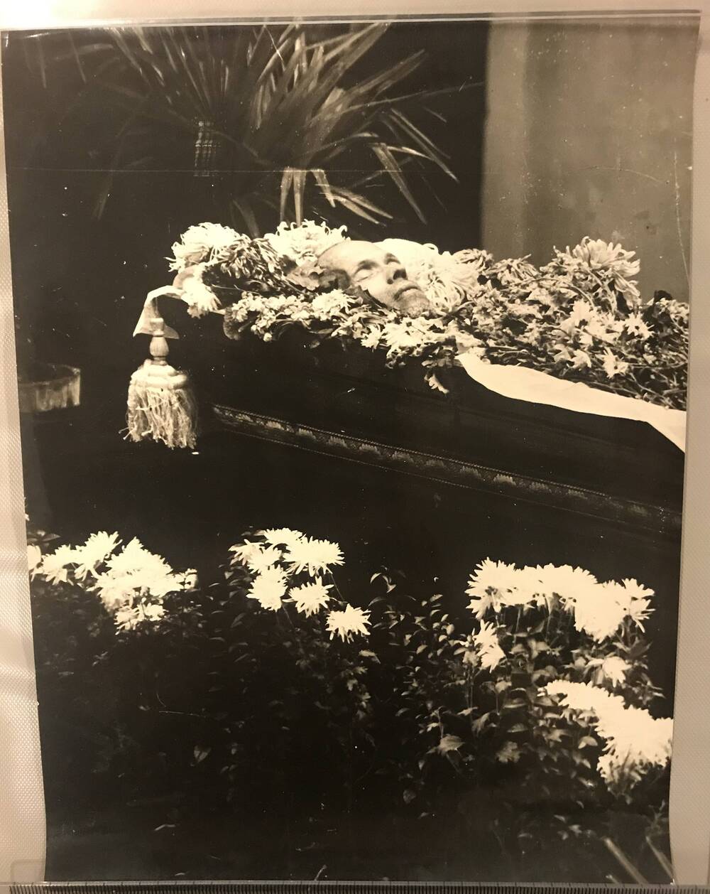 Фотография. И.И. Нивинский на смертном одре