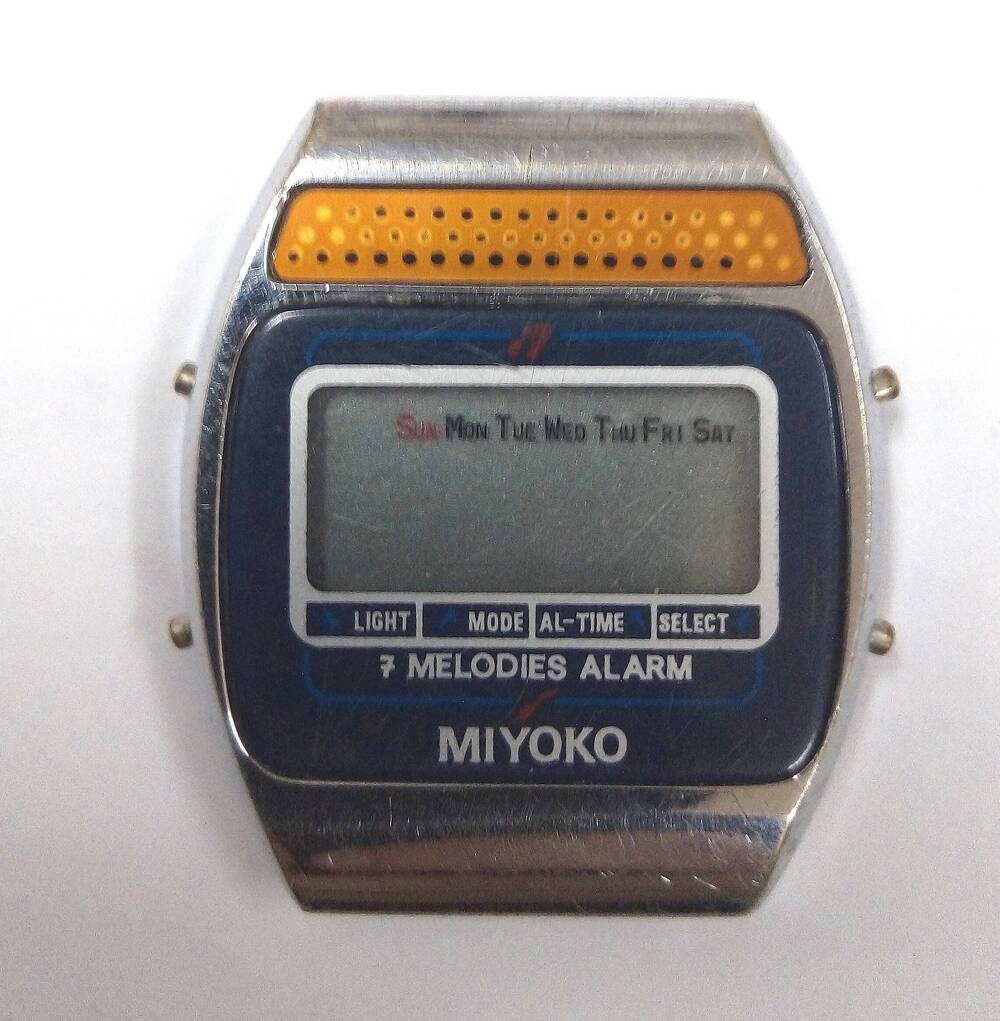 Часы наручные MIYOKO электронные