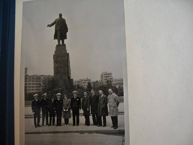 Лист №10 из фотоальбома. Фотоальбом контр-адмирала Соловьёва Вадима Михайловича.