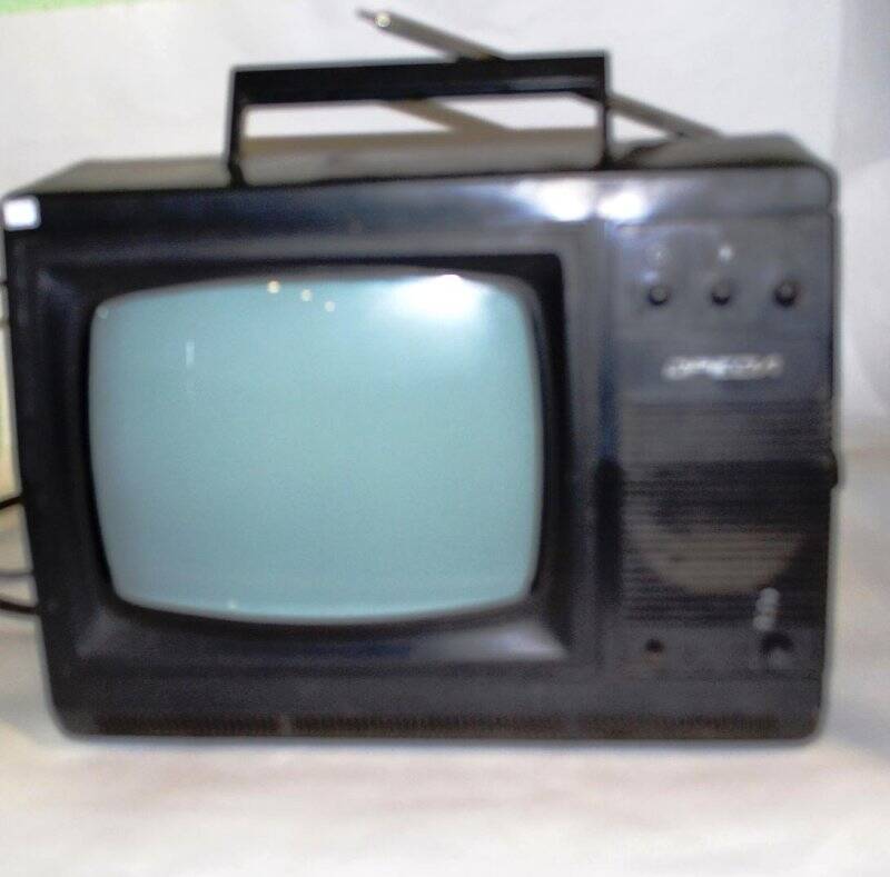 Телевизор переносной,»Ореол»,СССР
