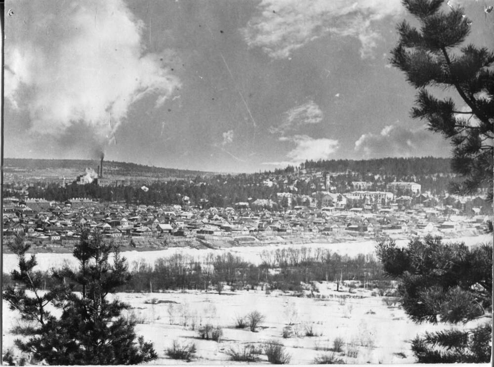 Фотография черно-белая. Жилой поселок Тулунского гидролизного завода. г.Тулун, Иркутская область.