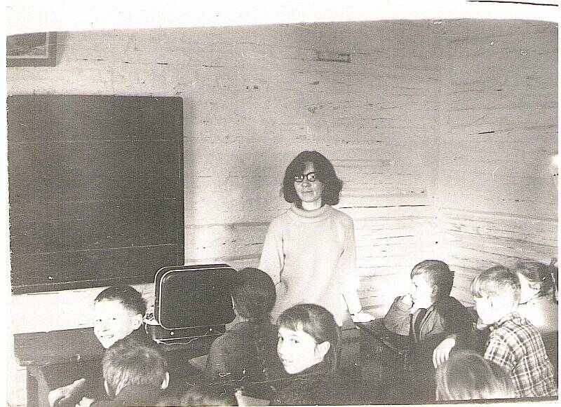 Фотография. Урок в Тюшевской школе, неизвестные. 1970 - е годы