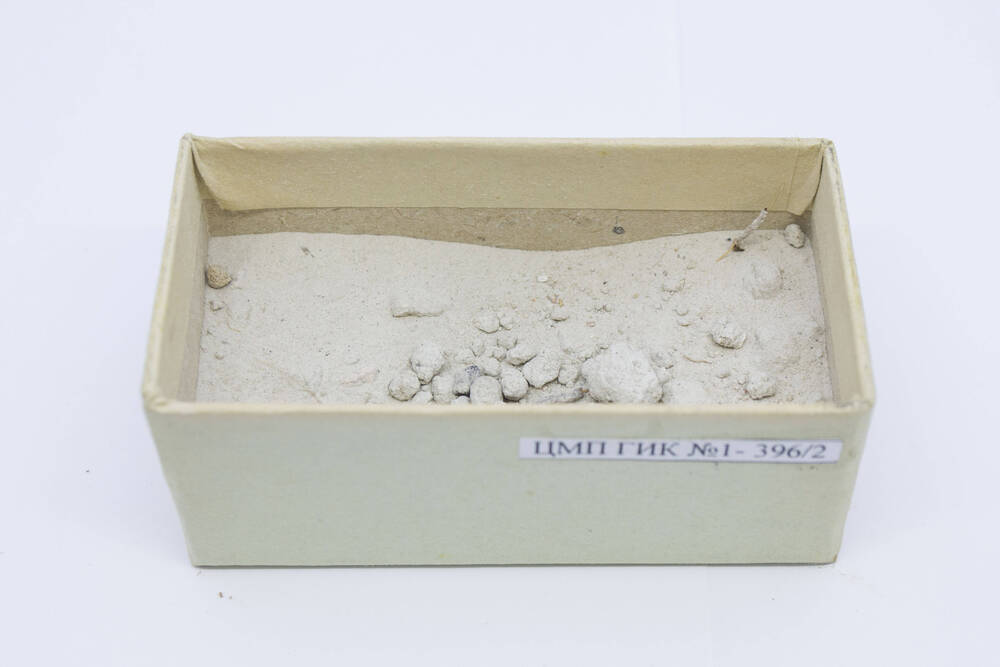 Почва. Образец. Торфянисто-подзолистая супесчаная. Р. 25. Глубина 12-17 см.