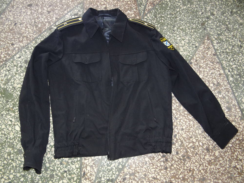 Куртка форменная офицерская  черного цвета