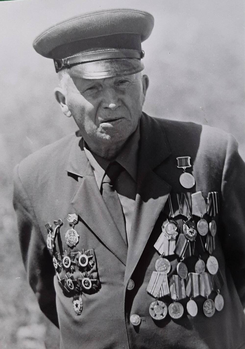 Савин белая. Ветераны Великой Отечественной войны фото черно белые. Белый Савин.
