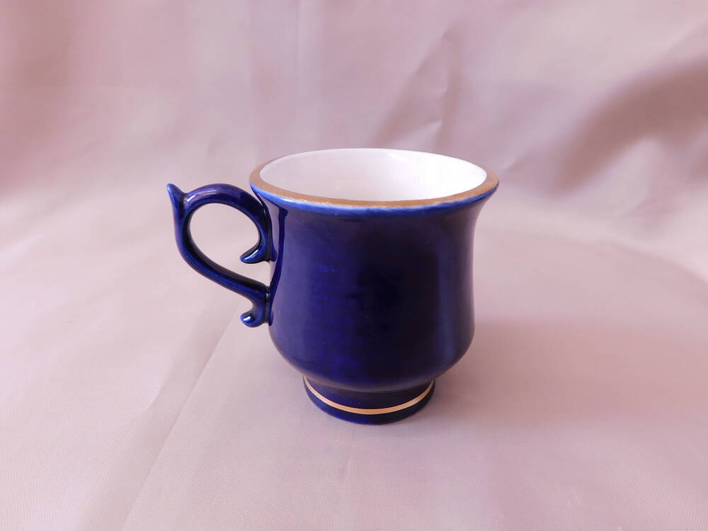 Чашка из сервиза кофейного кобальтового