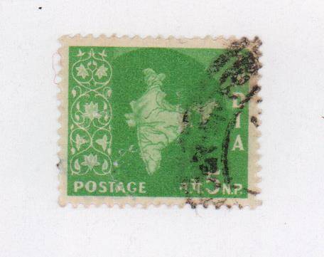 Марка почтовая Индии, номинальной стоимостью 5 индийских новых пайса.