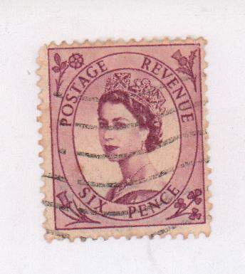 Марка почтовая Великобритания с потретом Елизаветы II номинальной стоимрстью 6 d британских старых пенни.
