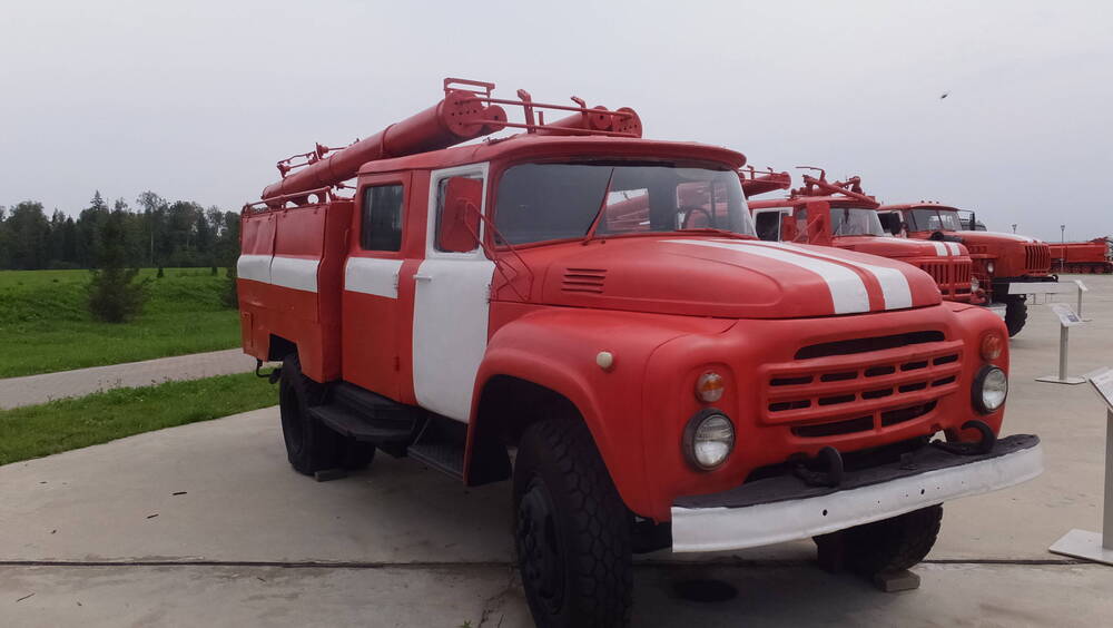 Пожарная машина ПМ ЗИЛ-130 (АЦ-40)