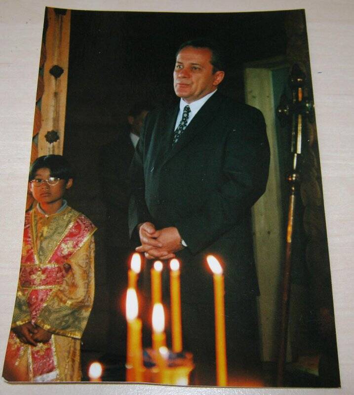 Фотография. И.П Фархутдинов на церемонии освещения Храма Рождества Пресвятой Богородицы.