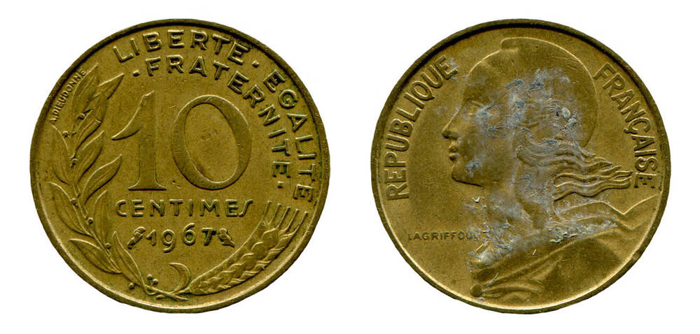 Монета. 10 centimes (10 сантимов). Республика Франция, 1967 г.