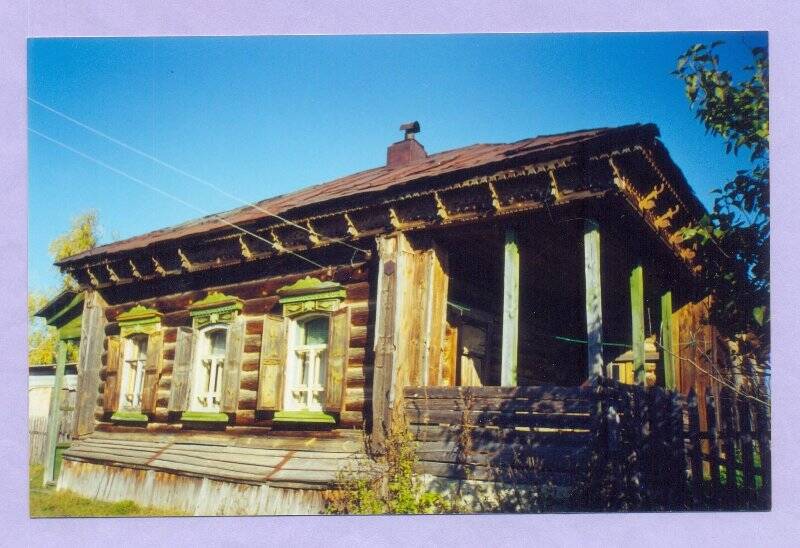 Фотография. «Один из немногих домов деревни Вицэ-Смильтэнэ»