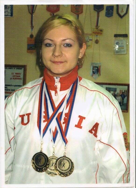 Фотография. Мохина Анна Юрьевна - чемпионка Европы по тяжёлой атлетике 2005 г.