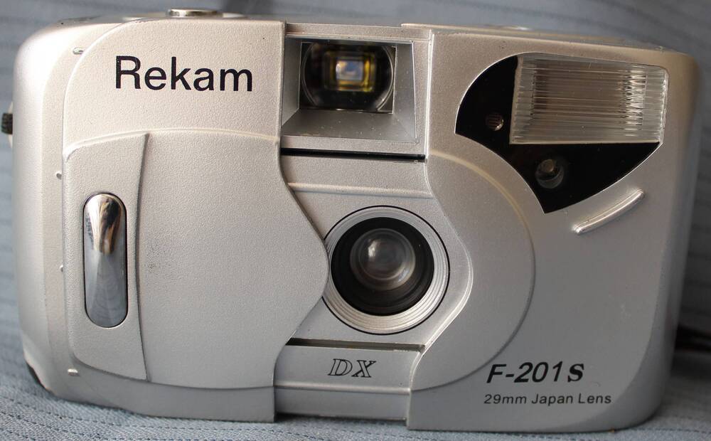 Фотоаппарат «Rekam F – 201s».