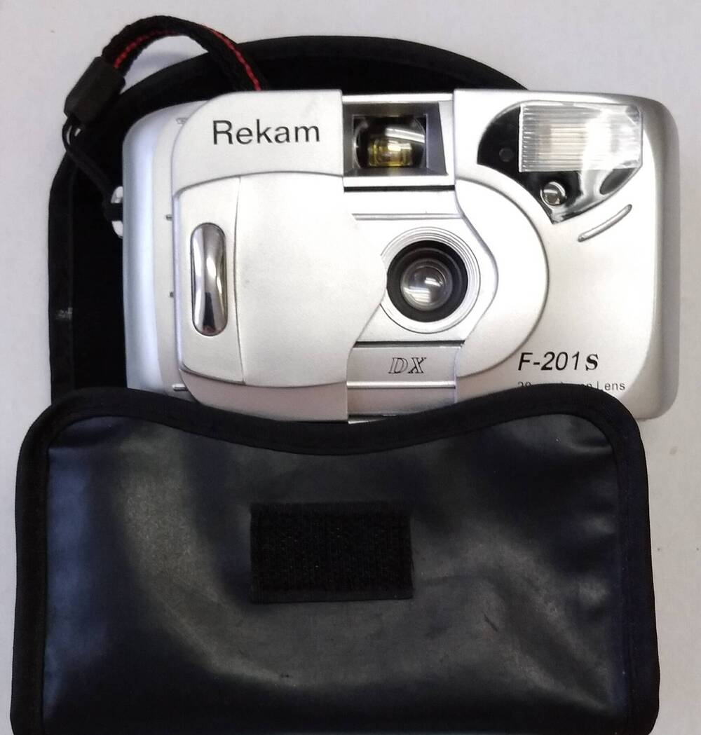 Чехол к фотоаппарату «Rekam F – 201s».