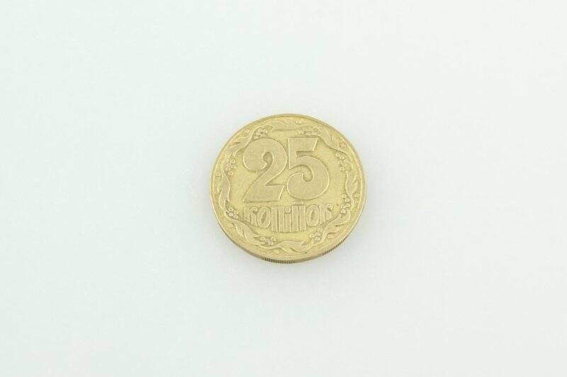 Монета номиналом 25 копеек Украина. 25 копiйок