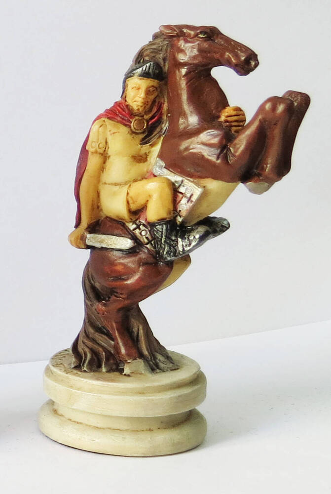 Шахматная фигура конь из набора «Битва за Египет»