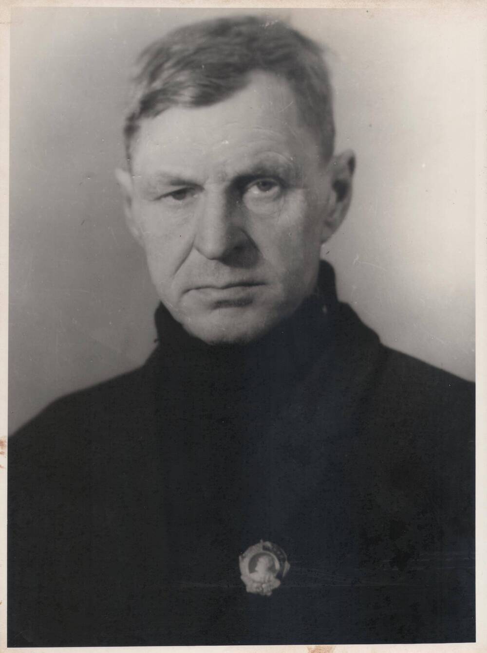 Фотография. Алексеев Никифор Петрович - военнослужащий, кавалер ордена Ленина.