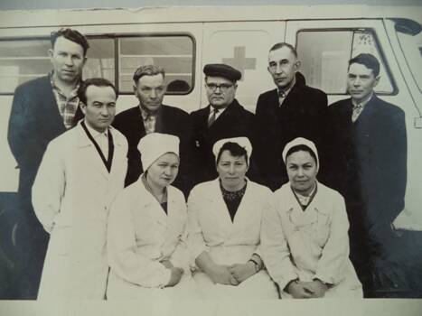 Фото групповое: Медицинские работники скорой помощи Ядринской  ЦРБ.