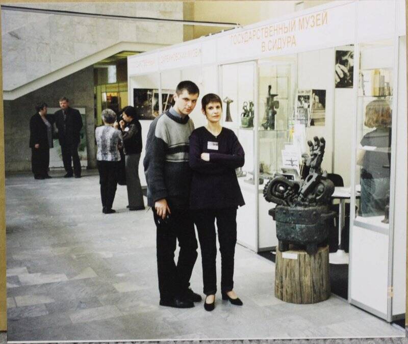 Фотография. Музей Вадима Сидура на фестивале Интермузей 2002, проходившем в Центральном выставочном зале Манеж,  г. Санкт-Петербург.