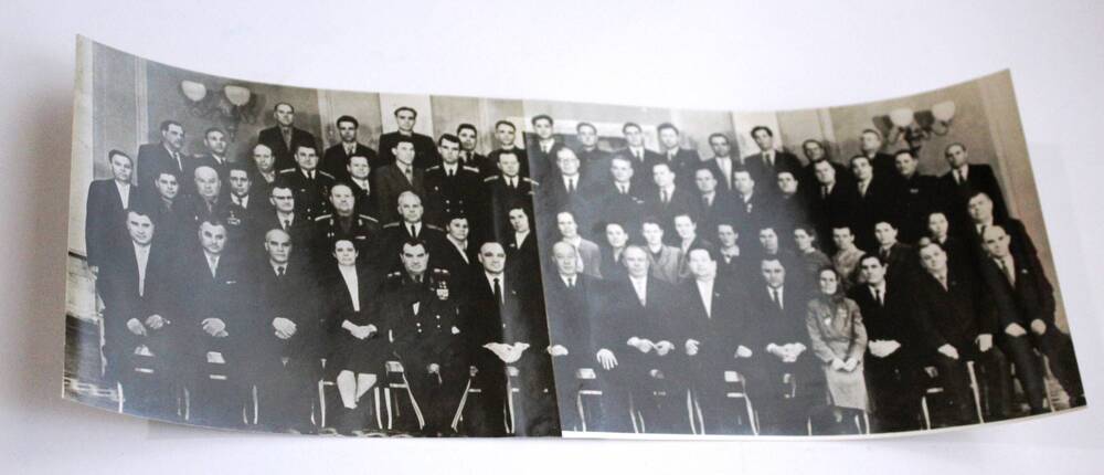 Фотография. Делегаты XXI съезда Коммунистической партии Украины от Крымской области. 16 - 19 февраля 1960 г.
