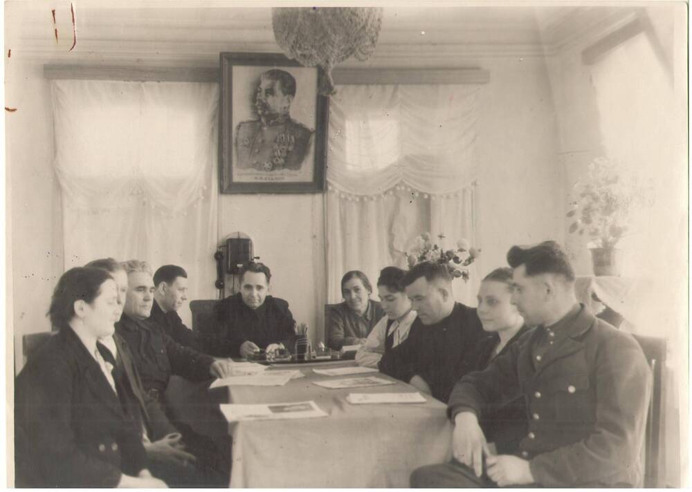 Фото. Богучарская окружная избирательная комиссия по выборам в Верховный Совет СССР в 1950 году.