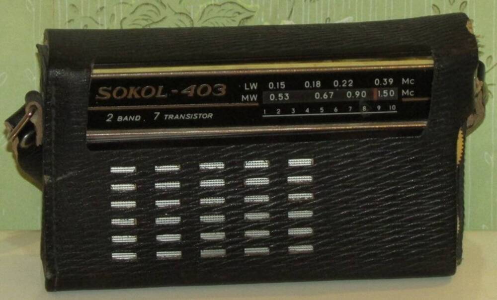 Футляр радиоприемника Сокол - 403