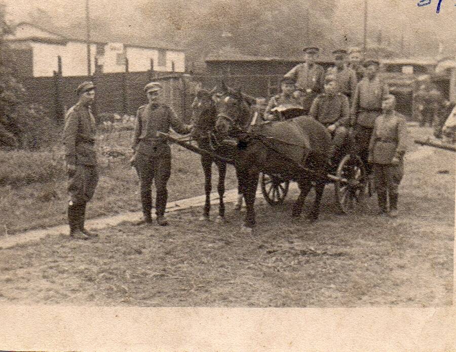 Фотография конного взвода Андрейко Андрея Андреевича