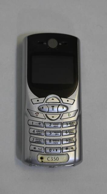 Телефон сотовый. Motorola С 350