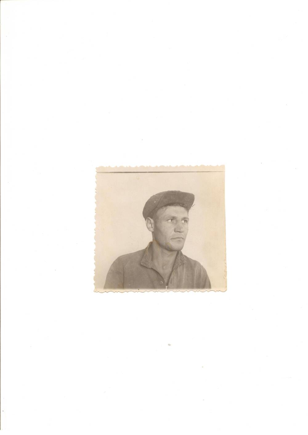 Фото черно-белое, погрудное  Кожакина И. К. – механизатора первоцелинника совхоза «Волго-Дон» Калачевского района, 1950