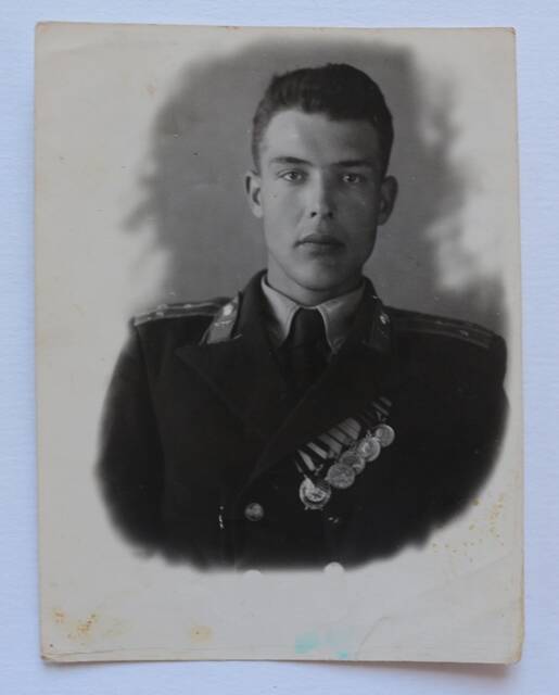 Фото Пономарева Василия Даниловича в военной форме