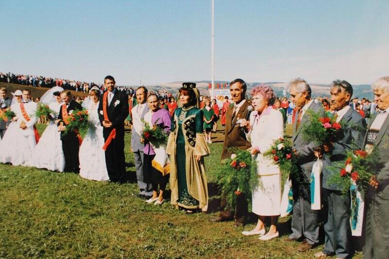Фото цветные, посвященные празднованию 30-летнего юбилея города Нижнекамска