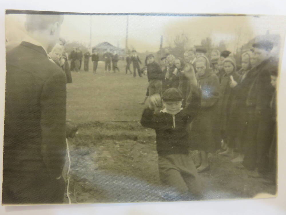 Фотография Воспитанники Петровского детского дома на спортивных соревнованиях