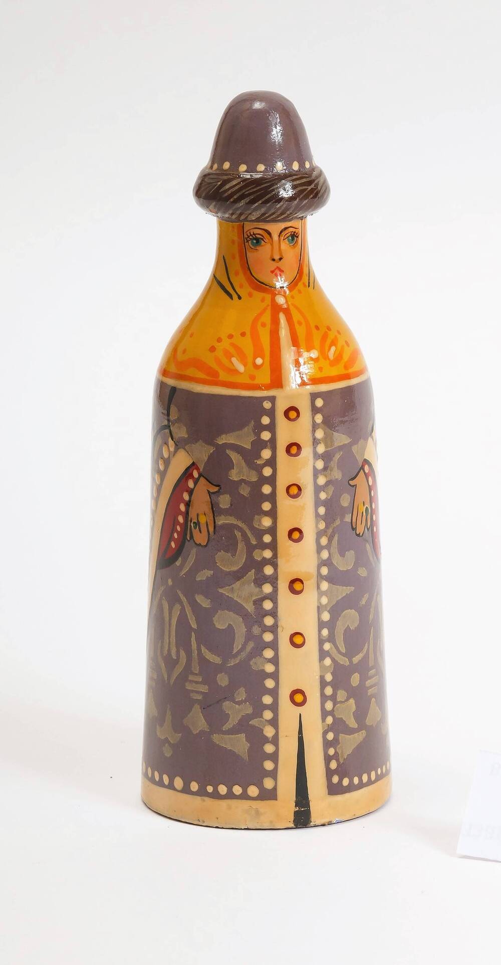 Фигурка деревянная Царевна. Стилизованная фигура женщины конусообразной  формы .