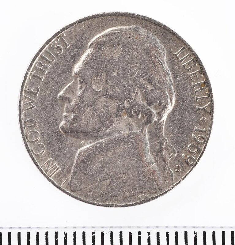 Монета 5 центов. США