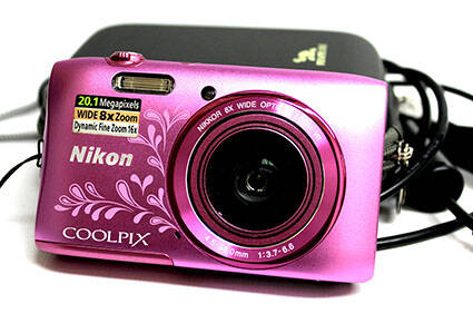 Камера цифровая «Nikon» в футляре