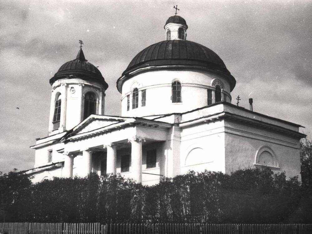 Фото. Богоявленская церковь. с. Усть-Миасское.