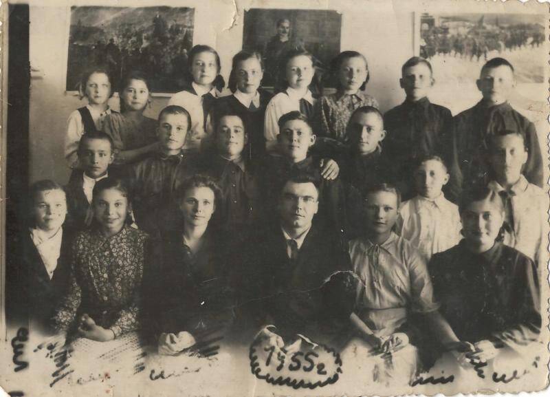 Фотография семьи Кодзоевых.