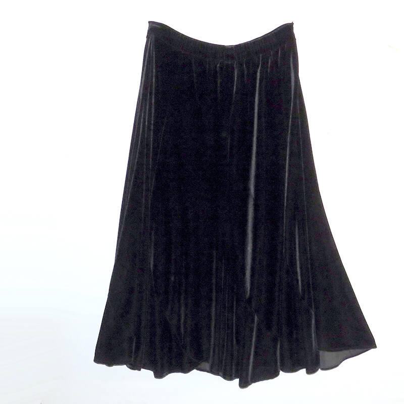 Юбка-годе от женского костюма. Из черного эластичного велюра. Семиклинка, на поясе с резинкой. Польша, 1998 г.