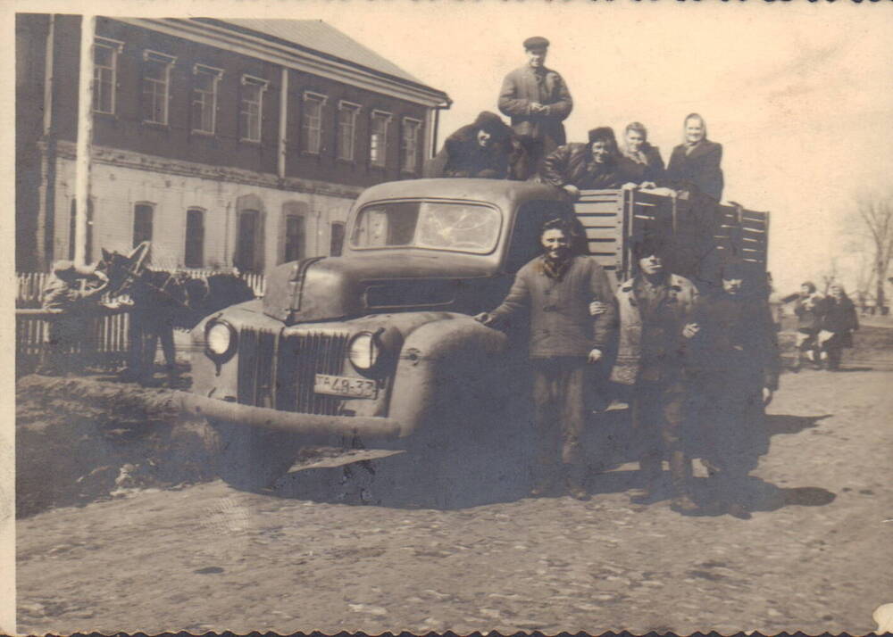 Фотография фронтовая Козлова Ивана Михайловича, 1950 год.