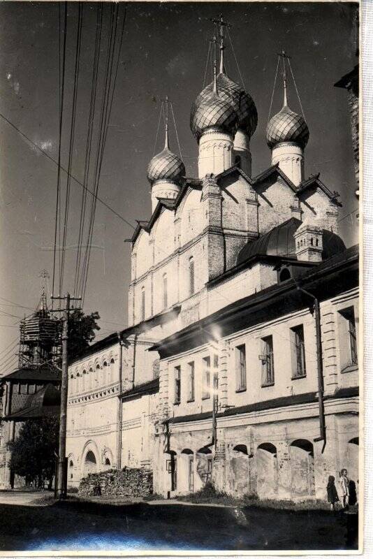 Фотография. Церковь Воскресения Ростовского кремля.