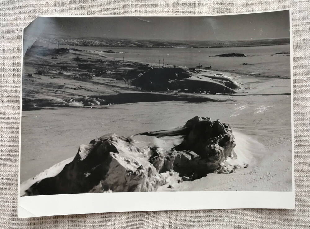 Фото. Панорама станции Мирный 1957г.