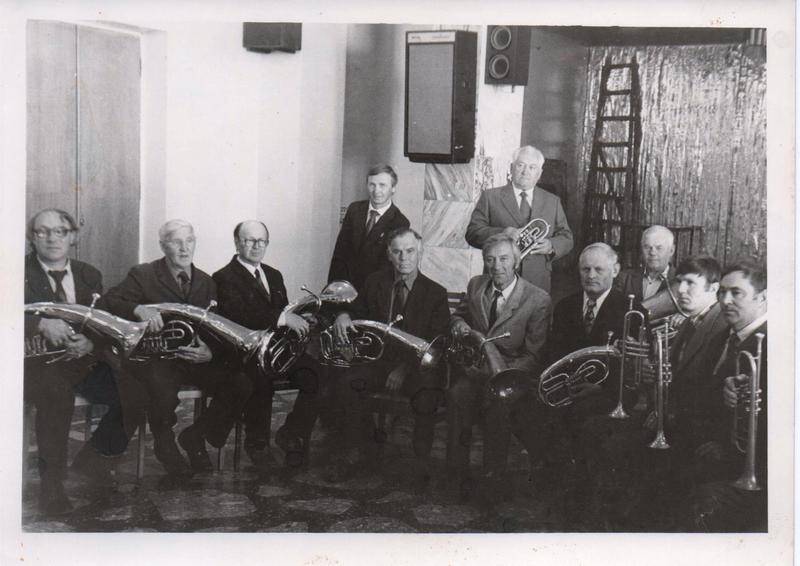 Фотография  коллектива духового оркестра ДК железнодорожников г. Боготола.