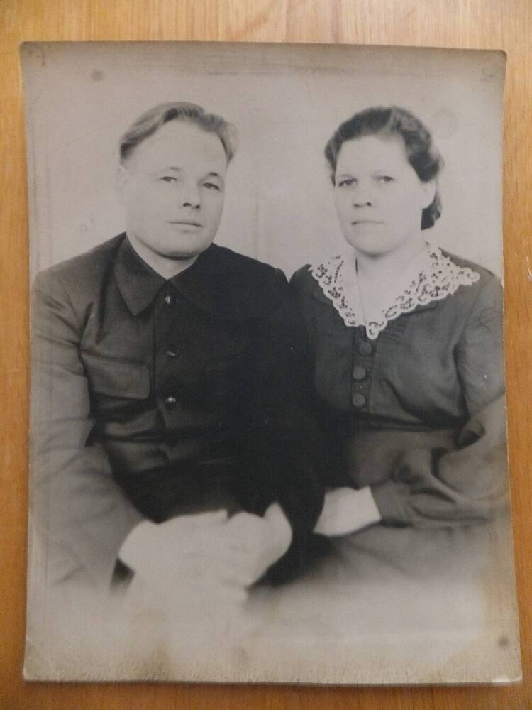 Фото. Пряминин Андрей Васильевич с женой Ириной Андреевной, 1950-е годы.