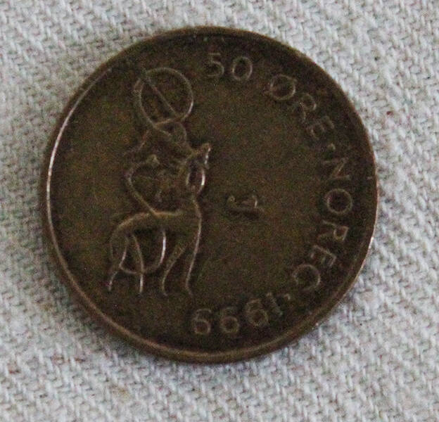 Монета 50 ØRE (эре), 1999г., Норвегия.