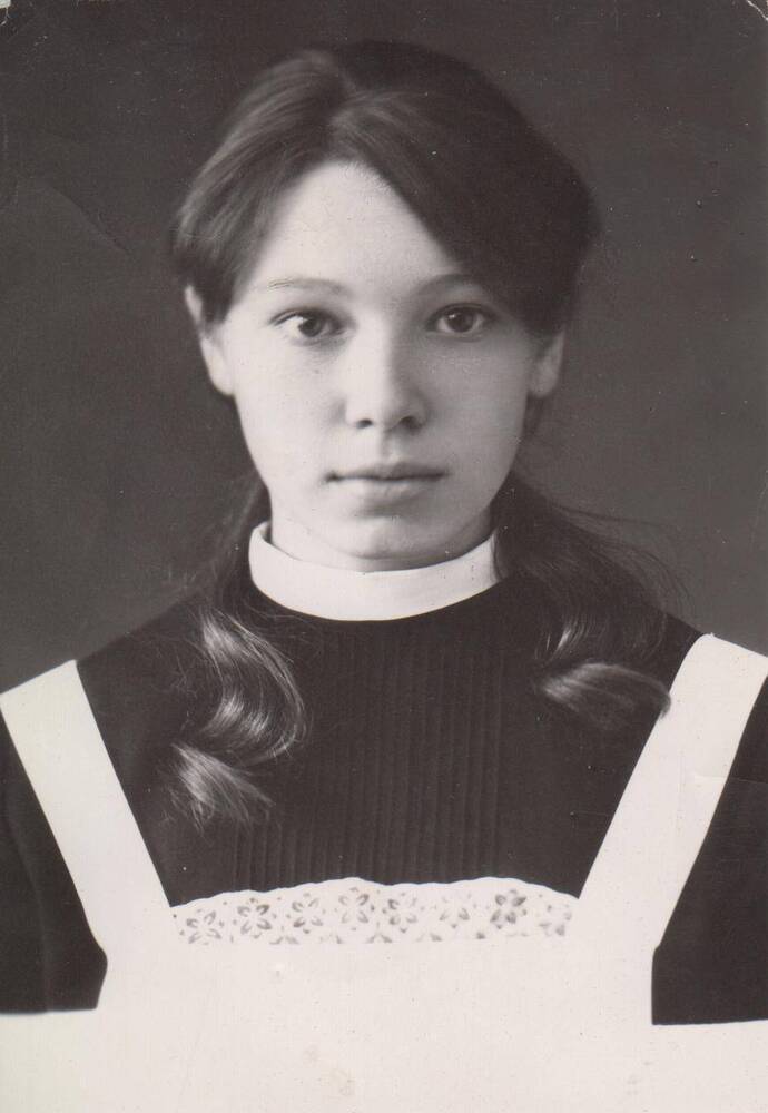 Гусева Г.  - выпускница ДМШ (музучилище г. Тамбов). 1970 г.